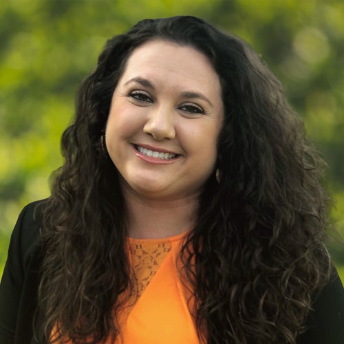 Photo of Erin Bennett